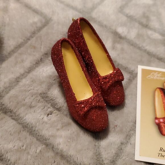 Ruby Red Slippers Dorothy Wizard of Oz Vintage Hallmark Club Exclusive MIB 2005 - Picture 9 of 10